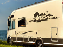 Laden Sie das Bild in den Galerie-Viewer, Aufkleber Wohnmobil Camping Skyline mit Bergen
