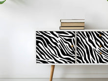 Laden Sie das Bild in den Galerie-Viewer, Möbelfolie Zebra