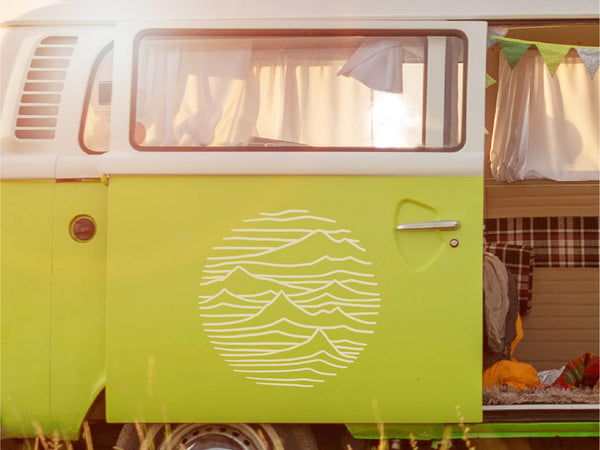 Berge Linie Wohnmobil Aufkleber grün