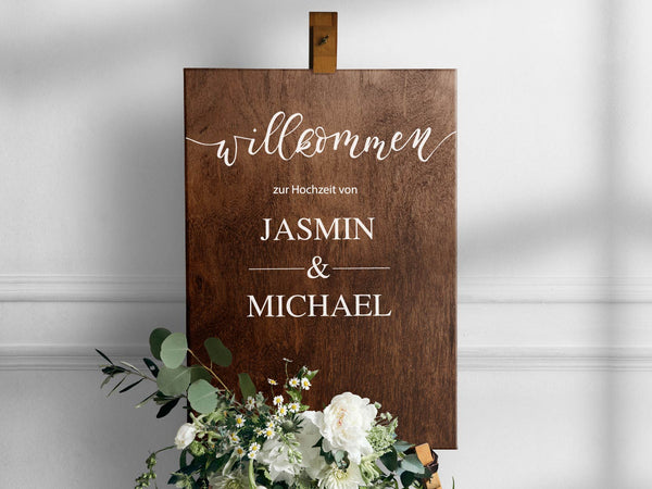 Aufkleber Hochzeit Willkommen mit Namen Linien auf Holzschild