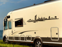 Laden Sie das Bild in den Galerie-Viewer, Leipzig Skyline mit Natur &amp; See Wohnmobil und Wohnwagen Aufkleber Beige